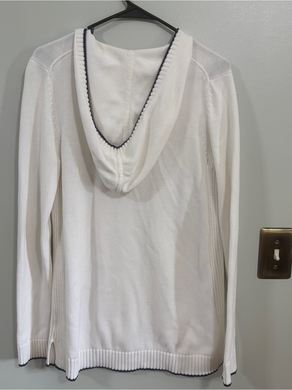 Lilly Pulitzer White V-Neck knit hooded Pullover Sweater size medium - Picture 6 of 9
